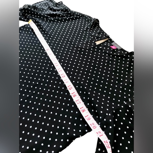 Vince Camuto Top - Picture 4 of 7